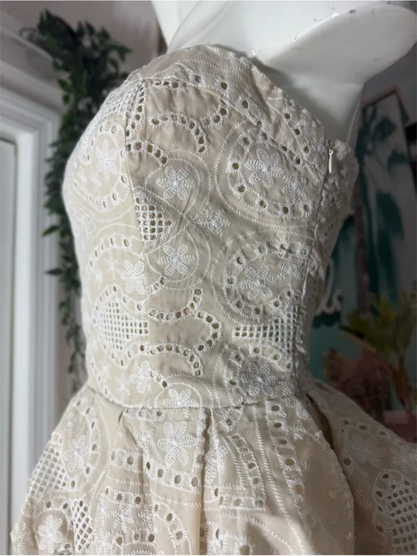 Akira Summer Time Bliss Beige Eyelet Peplum Corset Top Strapless Lace Up Size XL - Image 4