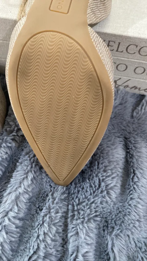 Bandolino Dress Shoes - Image 9