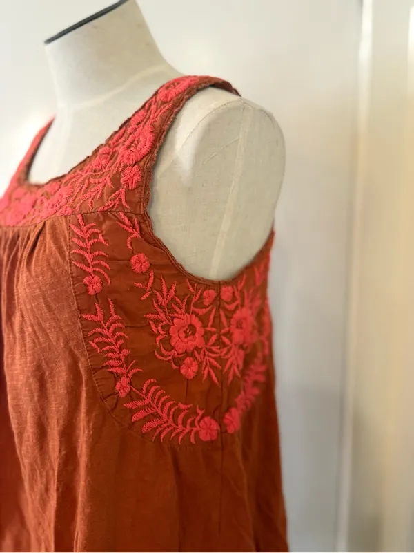 Lucky Brand Rust Tank Top with Pink Embroidered Yoke Sz M - Image 2