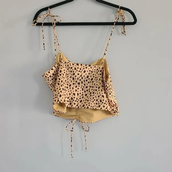 Forever 21 Gold/Black Cheetah Animal Print Crop Top - Small - Image 2