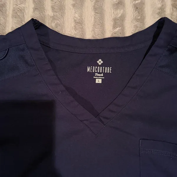 Med Couture Touch Navy Blue‎ V-Neck Scrub Top Large Medical Nursing Uniform 7459 - Image 3