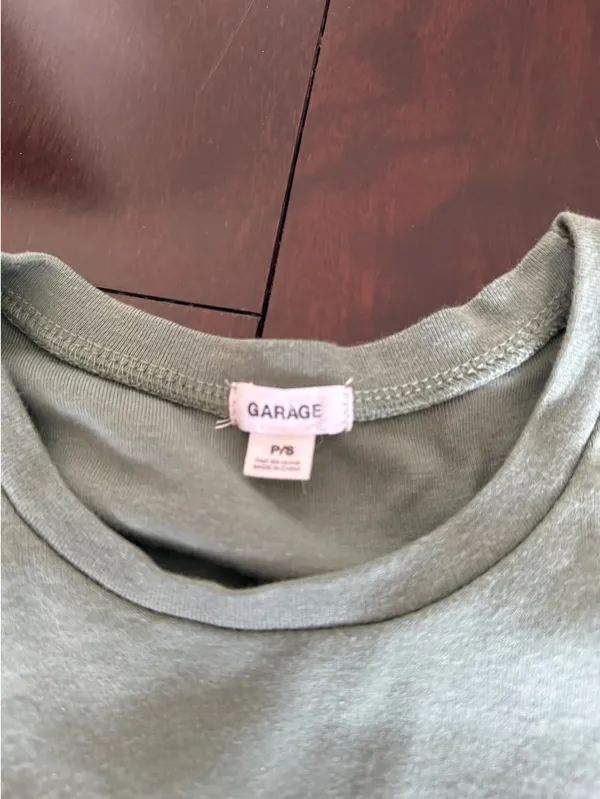 Garage Green Graphic Crop Tee - Image 3