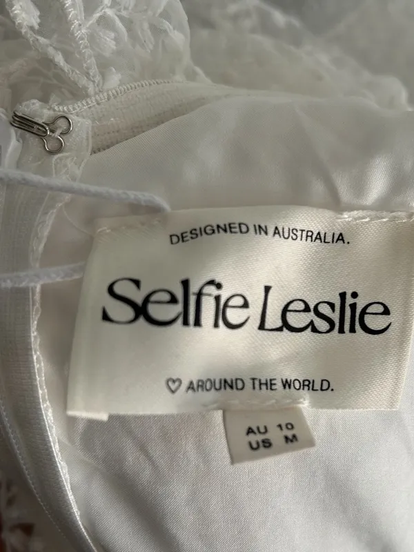 Selfie Leslie Hollyn One-Shoulder Ruffle Mini Dress White Medium NWT Bridal Rush - Image 6