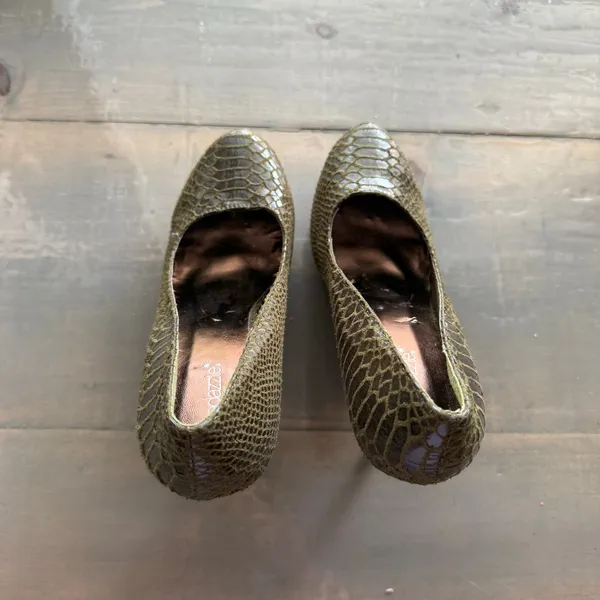 Shoedazzle Green Marisol Snakeskin Heels Sz 9 - Image 7