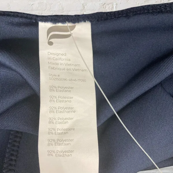 Fabletics Navy Velour High Waisted Bike Shorts L NWT - Image 8