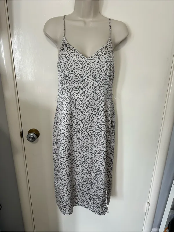 Abercrombie & Fitch White Leopard Print Slip Midi Dress - Image 2