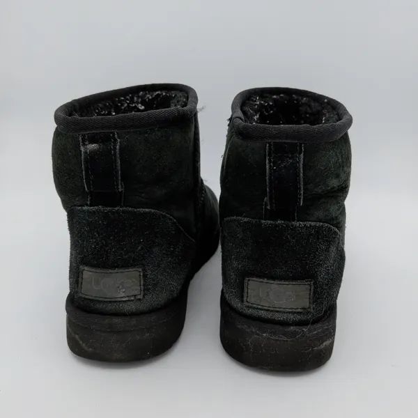 UGG Classic Mini‎ II Black Suede Sheepskin Boots 1016222 Womens Size 9 - Image 5