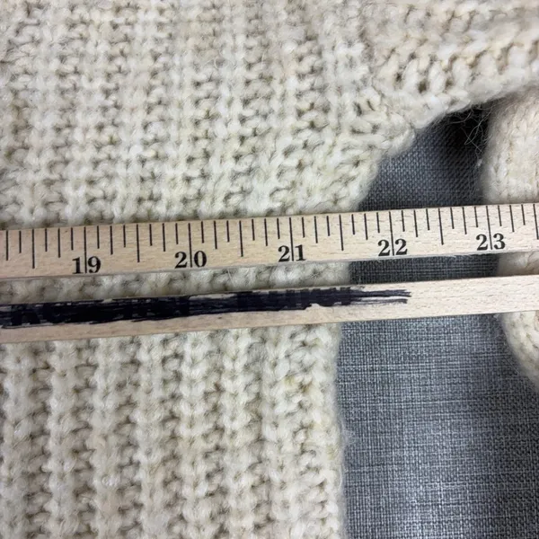 American Eagle Cardigan Sweater Womens XS White Cable Knit Cottage Comfy Fall - Image 5
