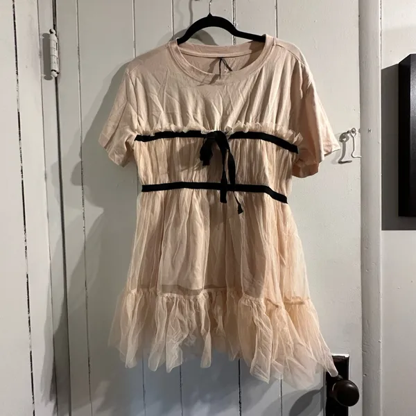 Anthropologie Cream Tulle Babydoll Dress with Black Ribbon - Image 3