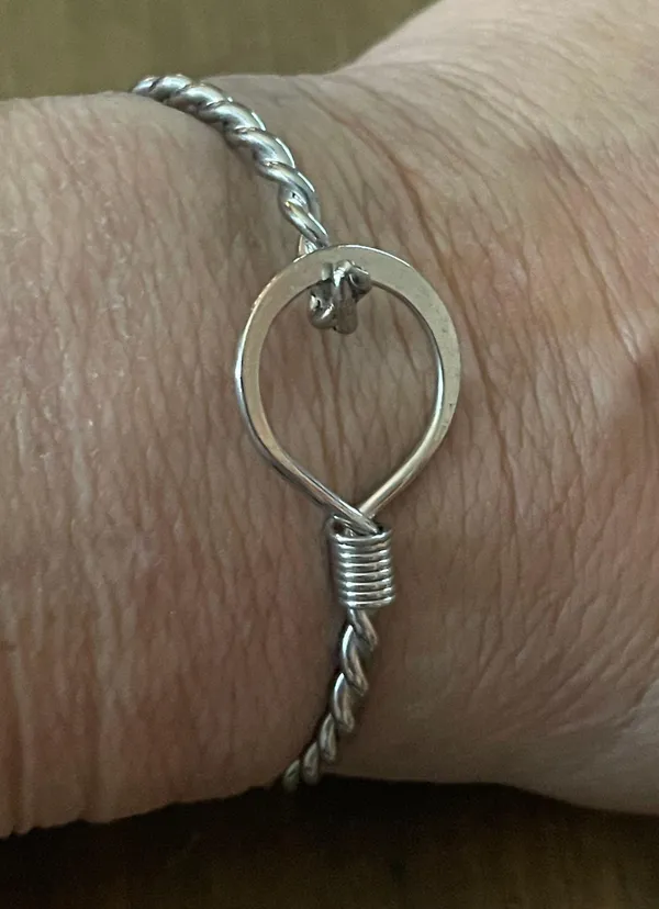 Silver Twisted Hook And Loop Bangle Bracelet - Image 6