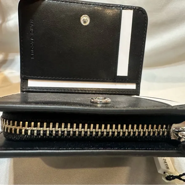 Marc Jacobs Mini Black Compact Coin Pouch Card Wallet - Image 3