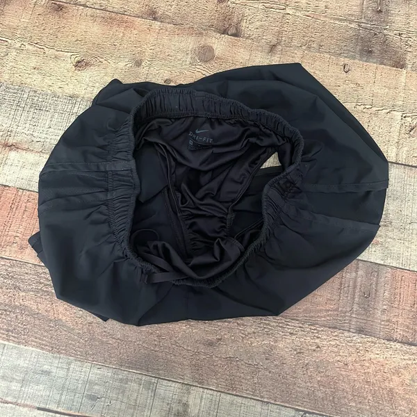 Nike Bundle Black & Floral DriFit Drawstring Lined Pockets Running Shorts Sz M - Image 6