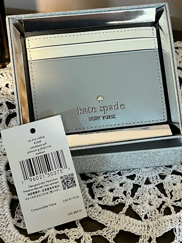 Kate Spade NWT Grey and White Card Holder - Image 2