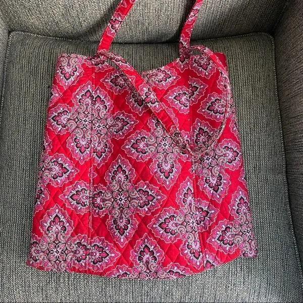 Vera Bradley Curvy Tote in Frankly Scarlett Rare Retired - Image 2