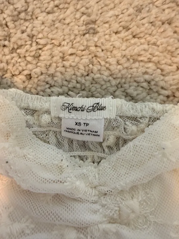 Urban Outfitters Top Kimchi Blue Lace - Image 3