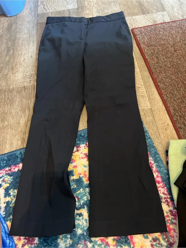 Theory navy cropped flare pants size 0 - Image 6