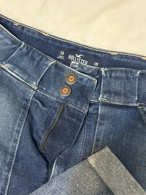 Hollister Comfortable Jeans - Image 2