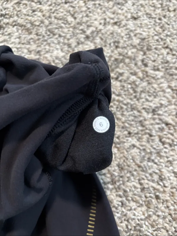Lululemon Align High-Rise Crop 21" *Gold size 6 - Image 9