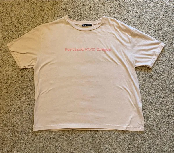 Zara Beige Cream Tan Pink Portland 97230 Oregon Slogan Logo Graphic Tee Shirt Top - Image 4