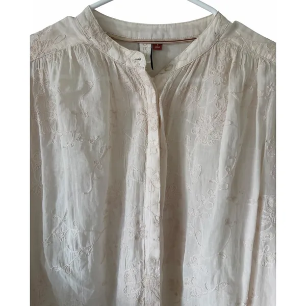 Anthropologie Pilcro Tavi Embroidered Button Down Blouse Bisque Women's Small‎ - Image 3