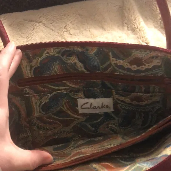 Clarks Over the Shoulder Bag - Image 5