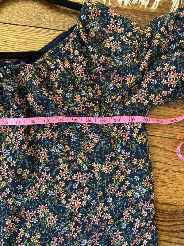 1.STATE Floral Off-Shoulder Ruffle Sleeve Blouse Navy Blue Pink Size L Cottage - Image 5
