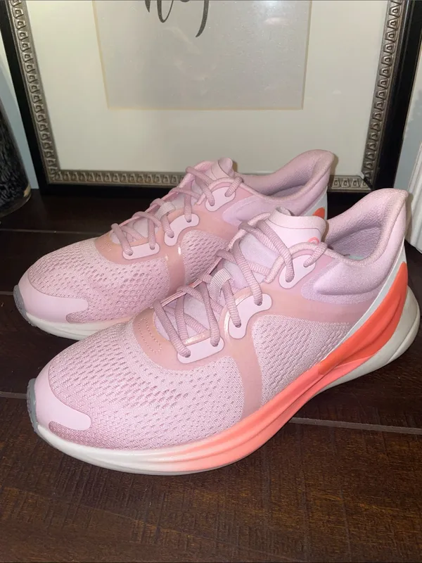 Lululemon Blissfeel Run Pink Athletic Running Sneakers Size 6 Like New - Image 16