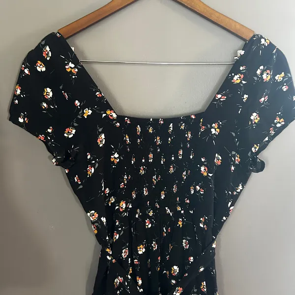 Abercrombie & Fitch Black Floral Mini Dress Size Medium - Image 6