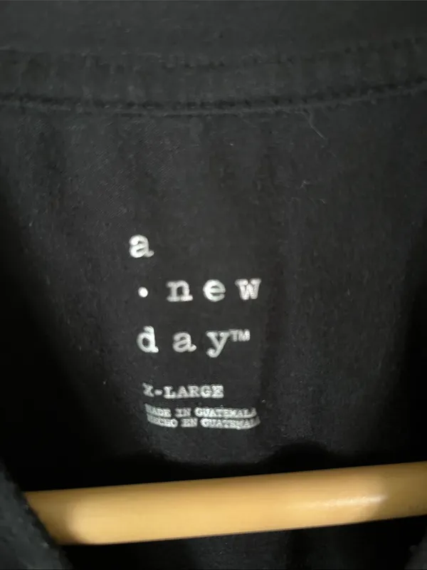 a new day Black Cropped Muscle Tank - Sleeveless Crewneck - Image 2