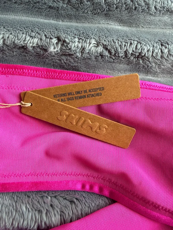 SKIMS Swim Bandeau Top Size 3x Hot Pink Shine Spandex Y2K Coastal Cowgirl - Image 4