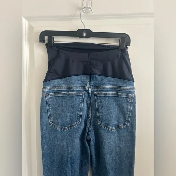 Madewell Kick Out Crop Maternity Jeans - Image 11