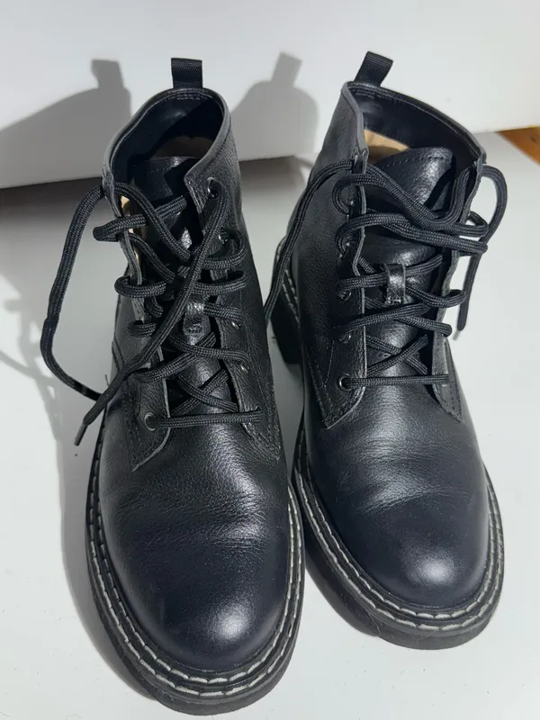Paolo Black Lace-Up Leather Ankle Boots - Image 3