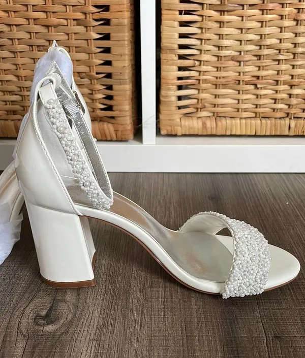 Beaded Ivory High Heel Sandals White Size 6 - Image 4