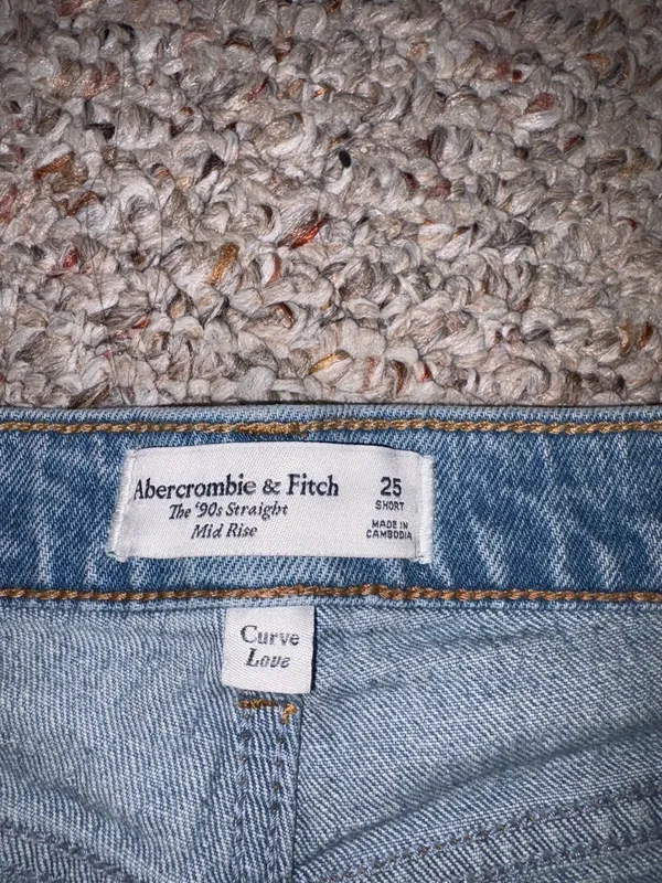 Abercrombie Jeans - Image 2