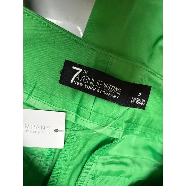New York & Company 7th Avenue Bermuda Shorts Bright Green Stretch Cotton 2 NWT‎ - Image 4