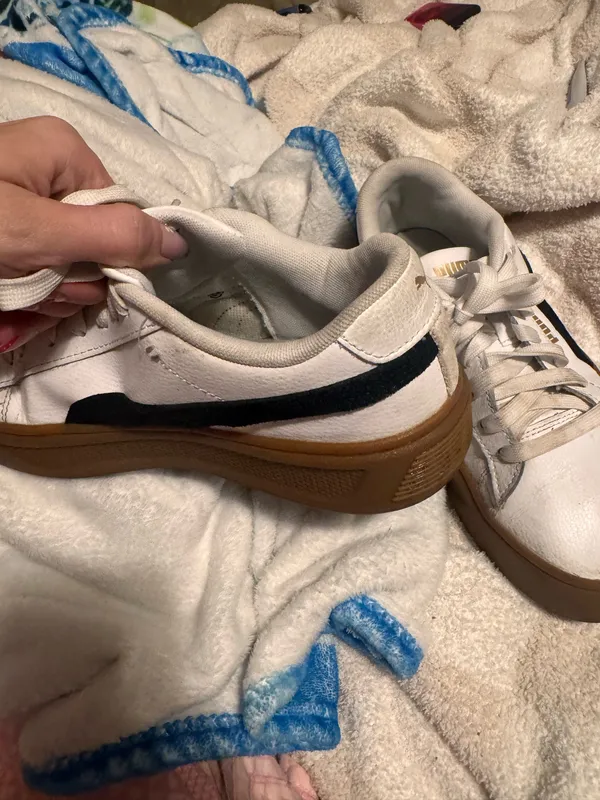 Puma Sneakers - Image 2