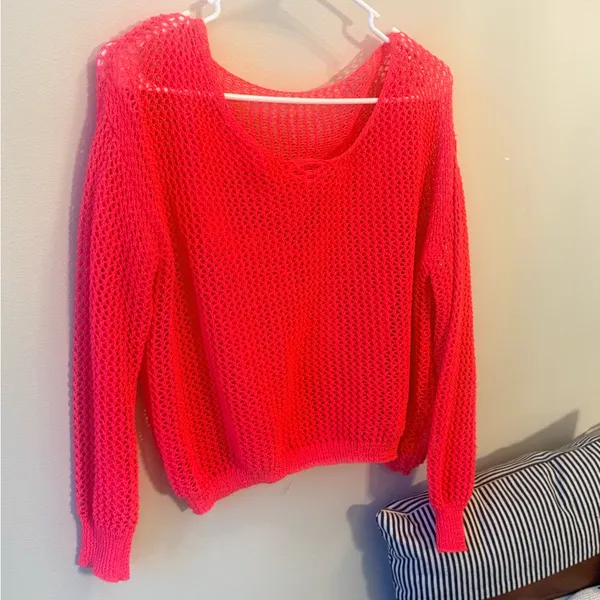 Women’s Crochet Hallowed Out Pink Sweater/ Cover Up Size Small - Image 5