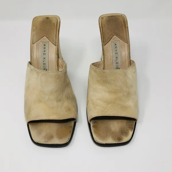 ANNE KLEIN tan suede heel 👡 slides - Image 3