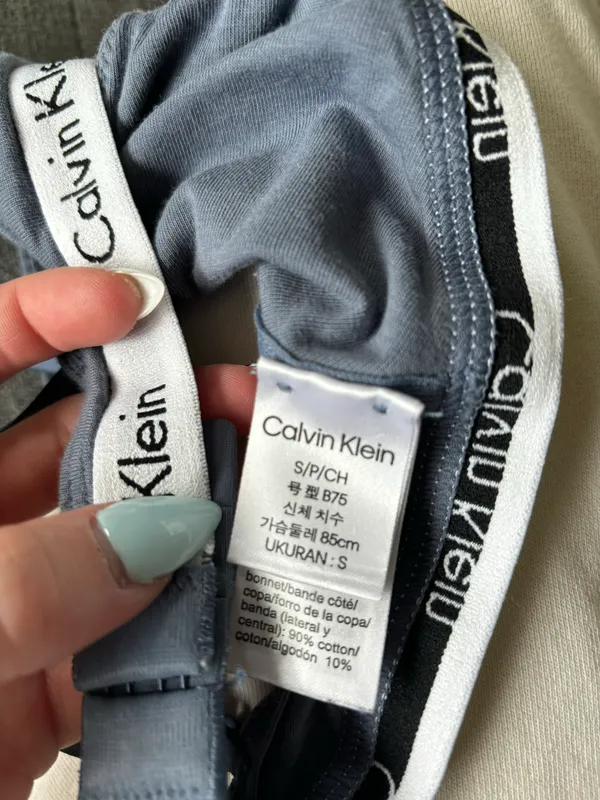 Calvin Klein Bralete - Image 3