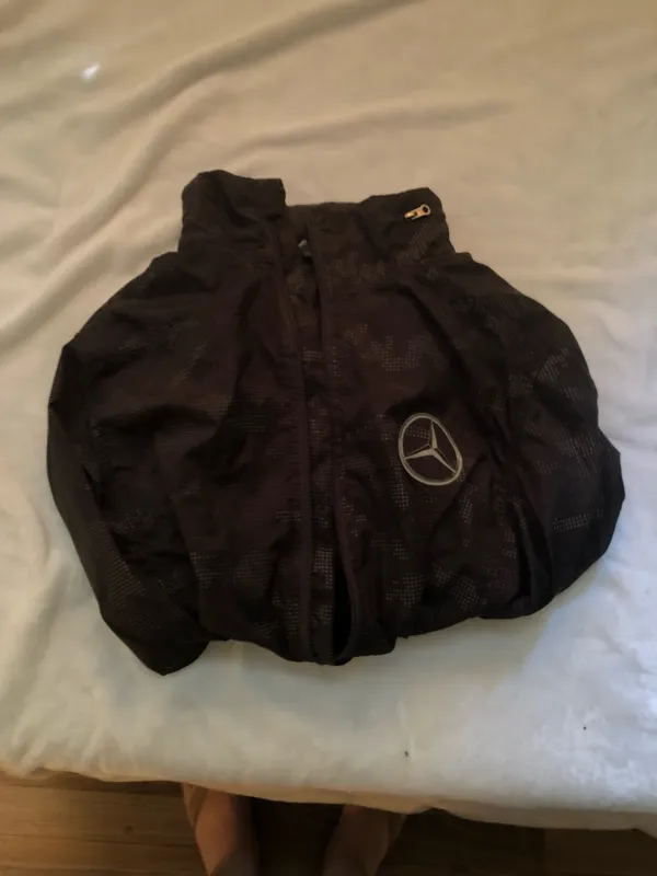 Mercedes black and grey camo windbreaker Size M - Image 2