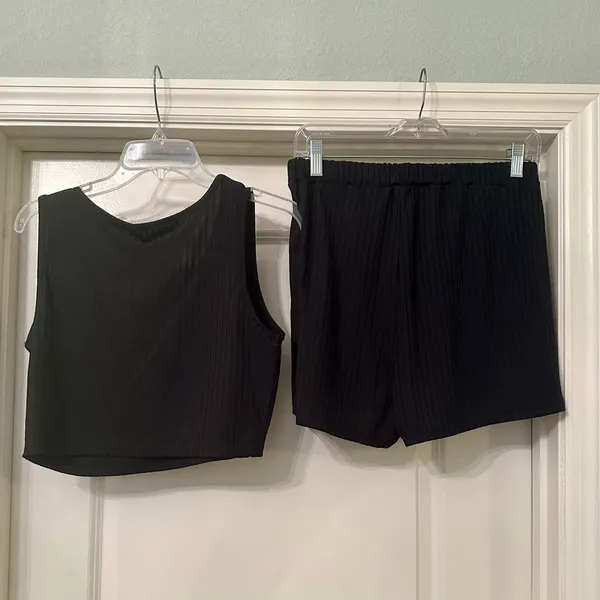 Adorable SHEIN matching set! Brand new condition! 🖤 - Image 5