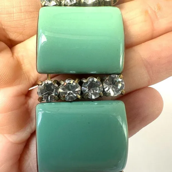 Green gold tone and rhinestone stretch bracelet - Image 6