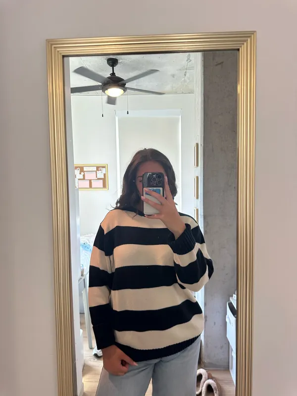 BRANDY MELVILLE STRIPED SWEATER - Image 2