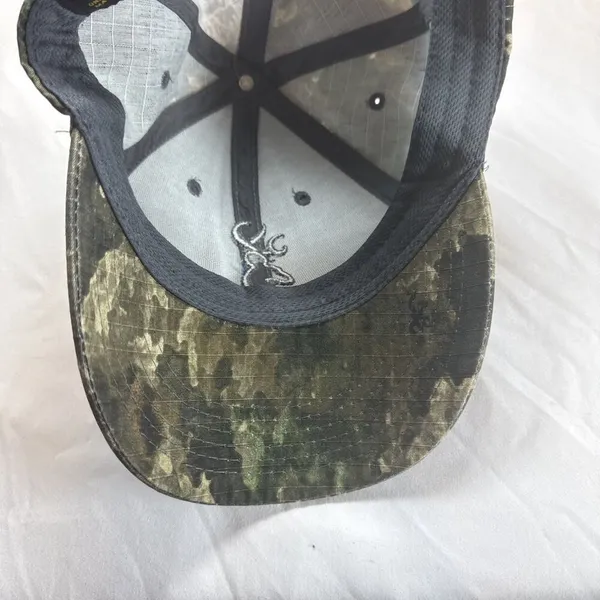 Browning Women’s Camo Baseball Cap Preowned - Image 8