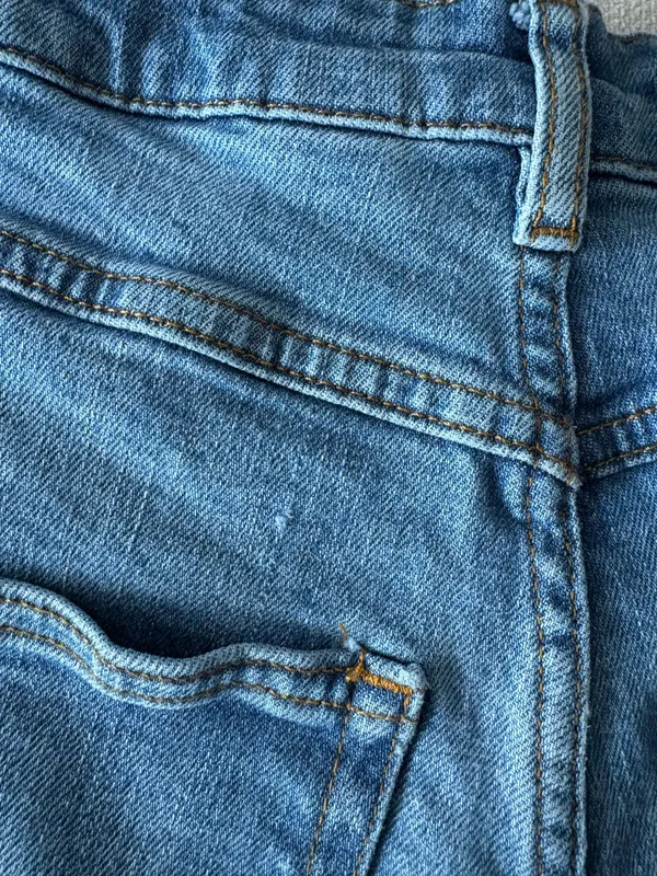 H&M Midi Jean Shorts - Image 5
