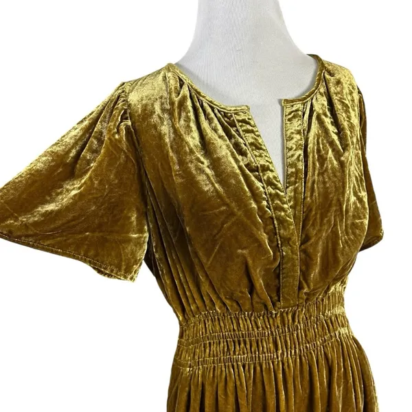 Anthropologie The Somerset Maxi Dress: Velvet Edition Bamboo Brown Size Medium - Image 7