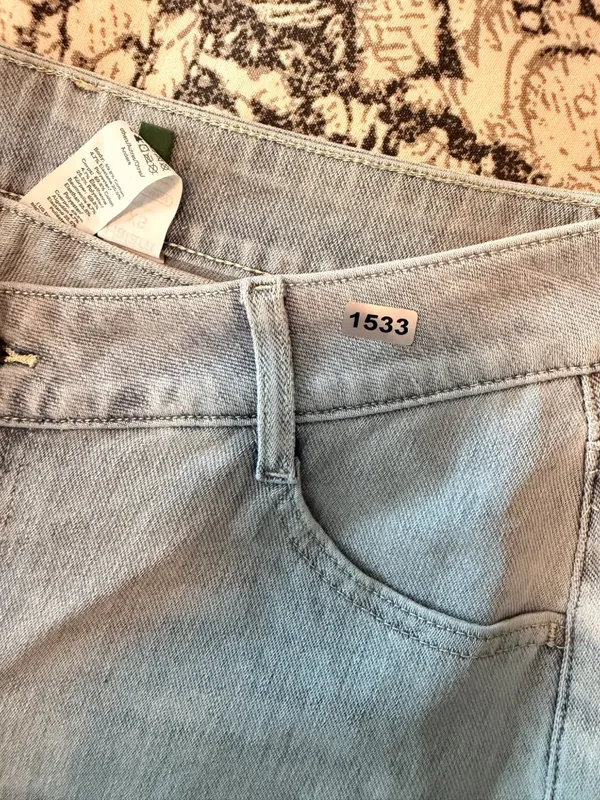Halara Small low rise Asymmetric Waistband Light Blue Wash Small - Image 2