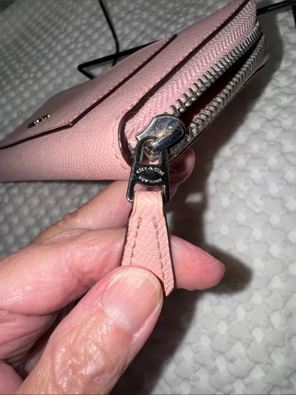 Coach Saffiano-Style Pink Zip Wallet with Front Card Pocket - Image 7