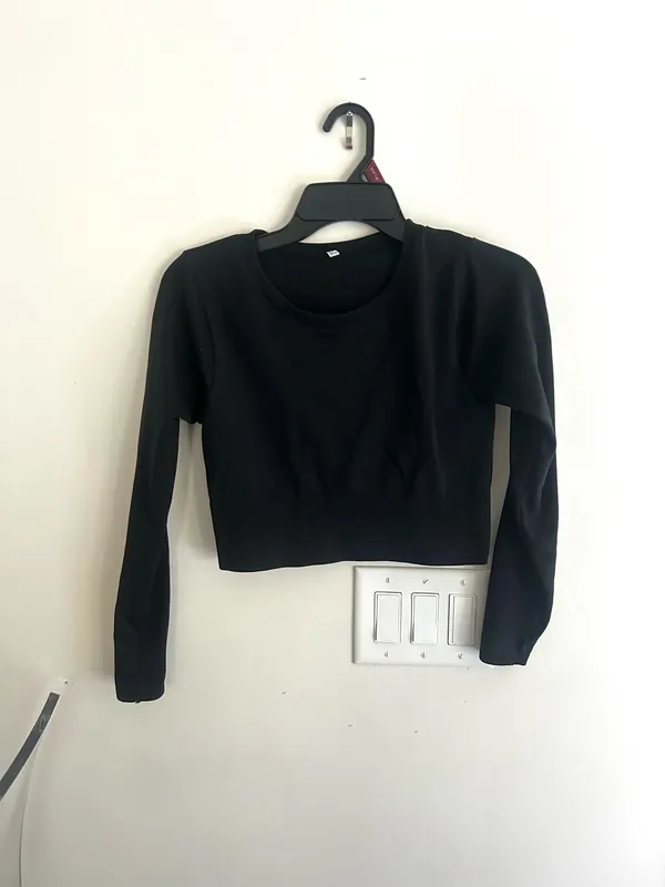 Aerie long sleeve crop top - Image 2