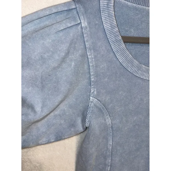 Aerie Seams Right Blue Acid Wash Puff Sleeve‎ Cropped Sweatshirt Scoop Neck NWT - Image 4